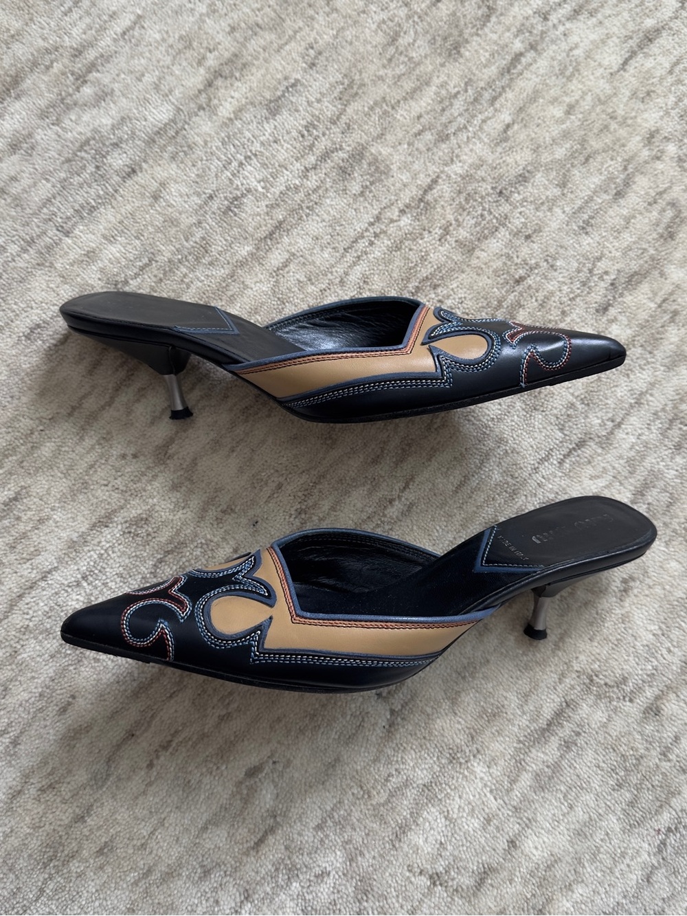 Vintage Miu Miu western heels - Picture 3 of 10